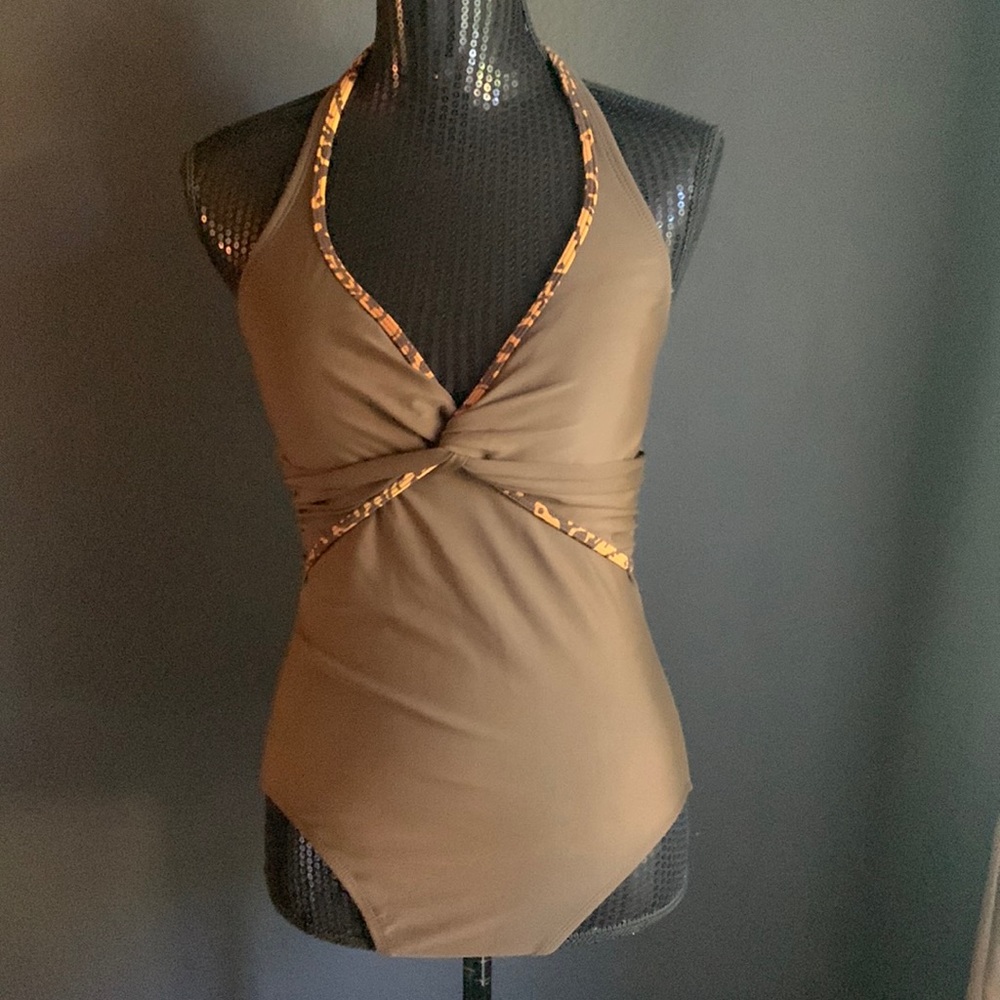🎉2X HOST PICK🎉 Animal Print Trimmed One Piece Halter Swimsuit